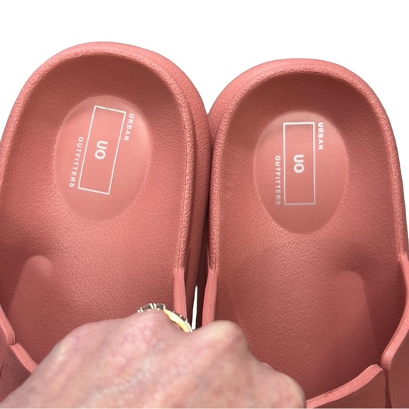 Urban Outfitters Molded EVA Cushioned Slip On Clog - Picture 2 of 10